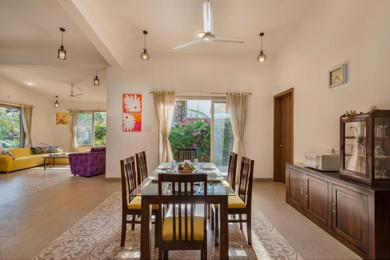 לונבלה Saffronstays Roselle, Malavli - Pet-Friendly Pool Villa With Modern Interiors מראה חיצוני תמונה